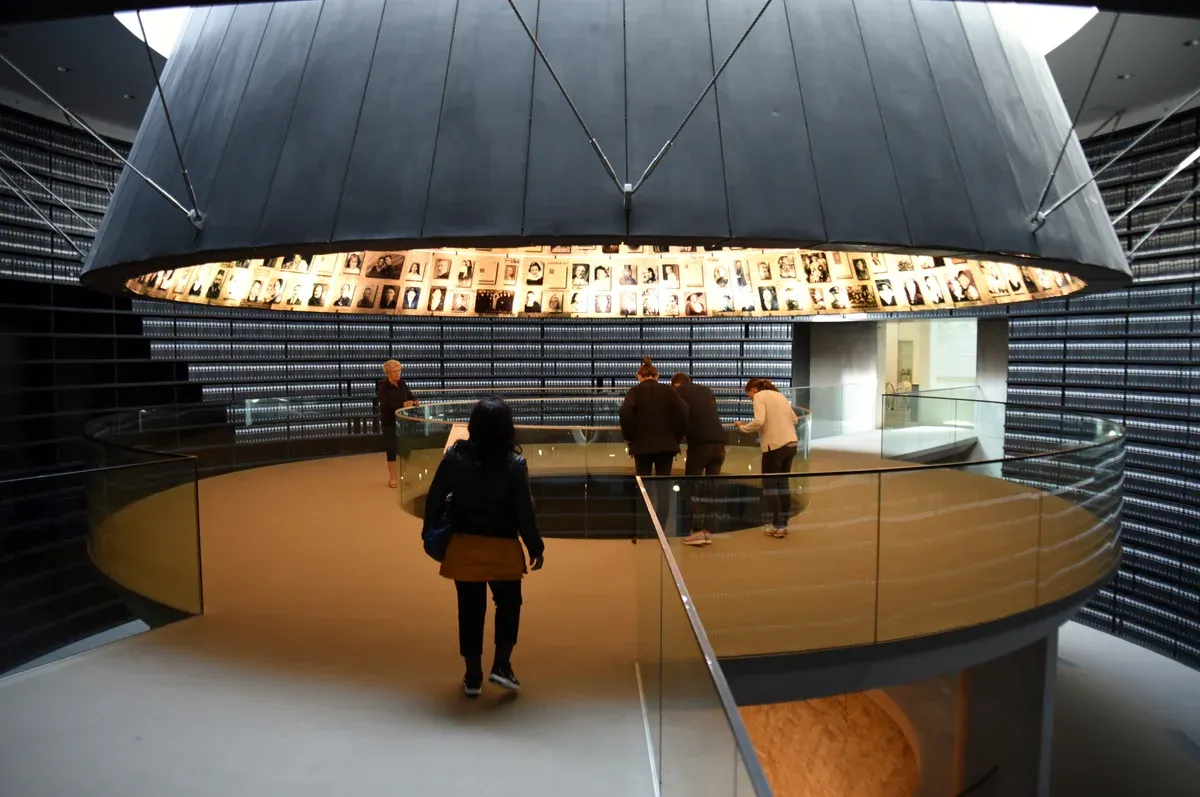 The Hall of Names at Yad Vashem, yad vashem